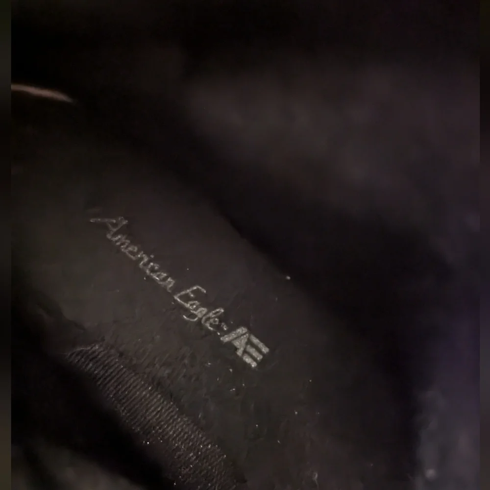 American Woman's Classic Boots Size